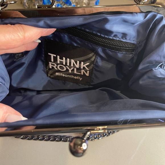 THINK ROLYN CROSSBODY BAG - Picture 3 of 4